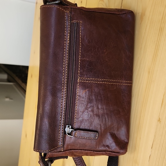 Jack Georges Voyager Emma Petite Crossbody Bag Bison Leather (model 7217) - Picture 7 of 16